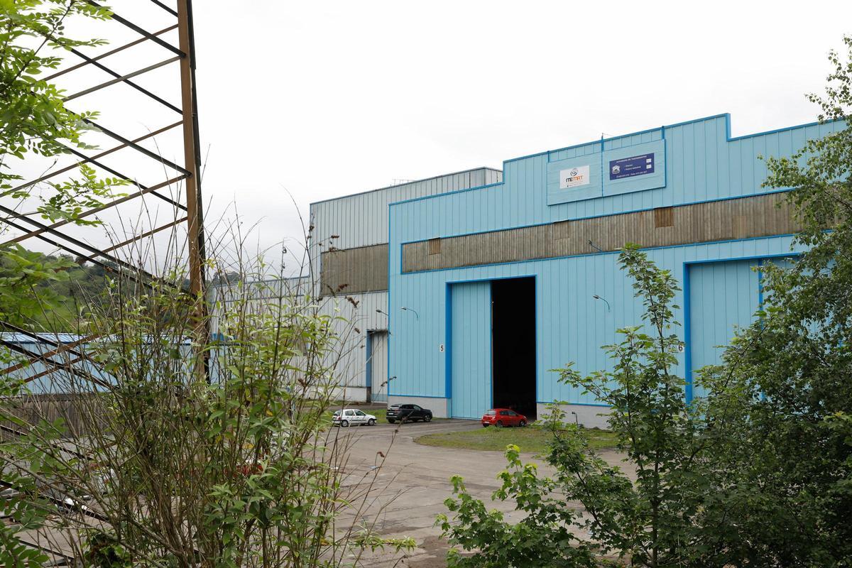 El taller de Barros, que Indra quiere comprar.