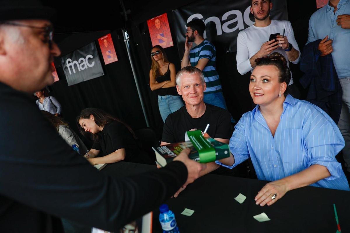 Henrik Fexeus y Camila Läckberg