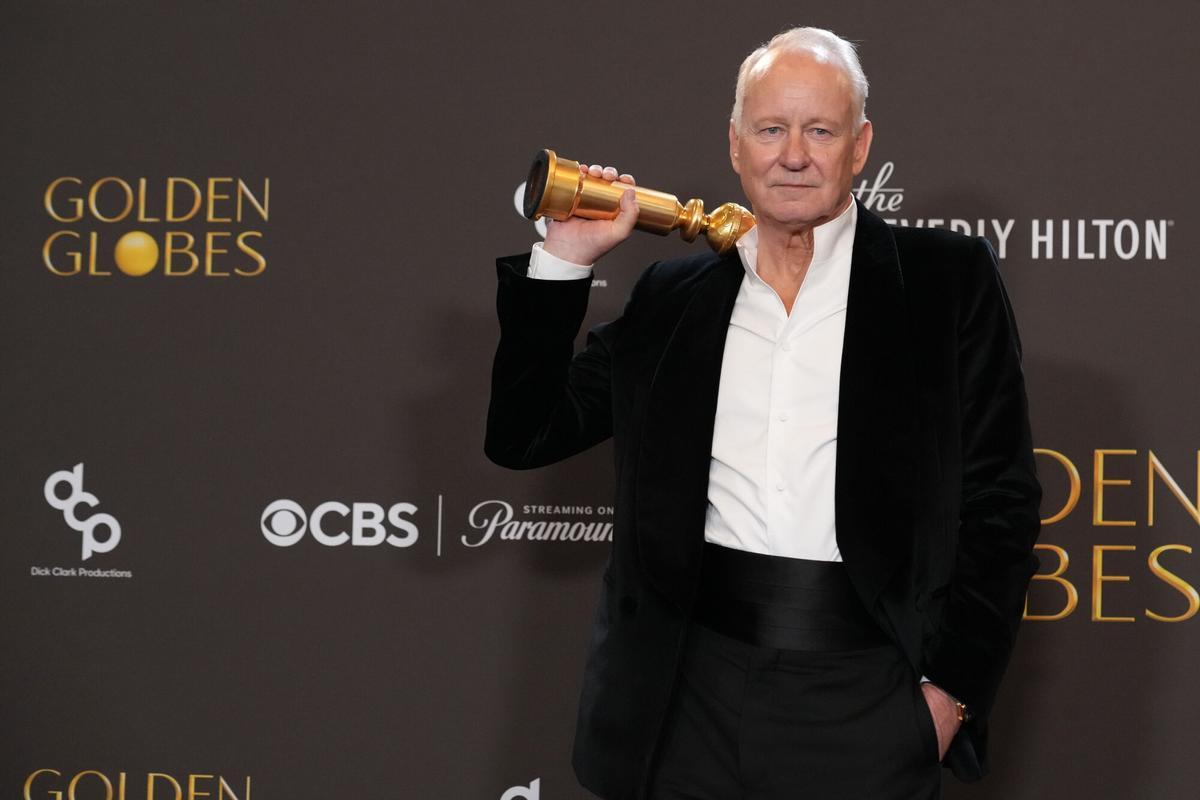 Stellan Skarsgård con su Globo de Oro.