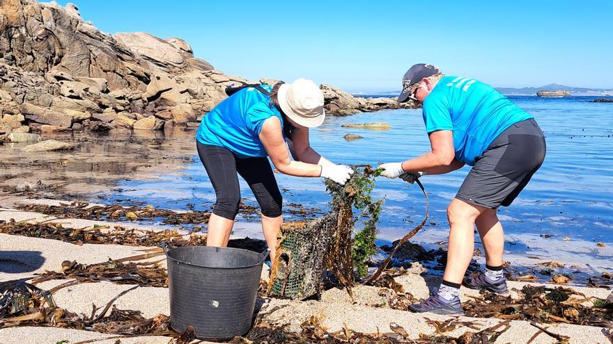 Plancton retira otros 220 kilos de basura marina en Sálvora