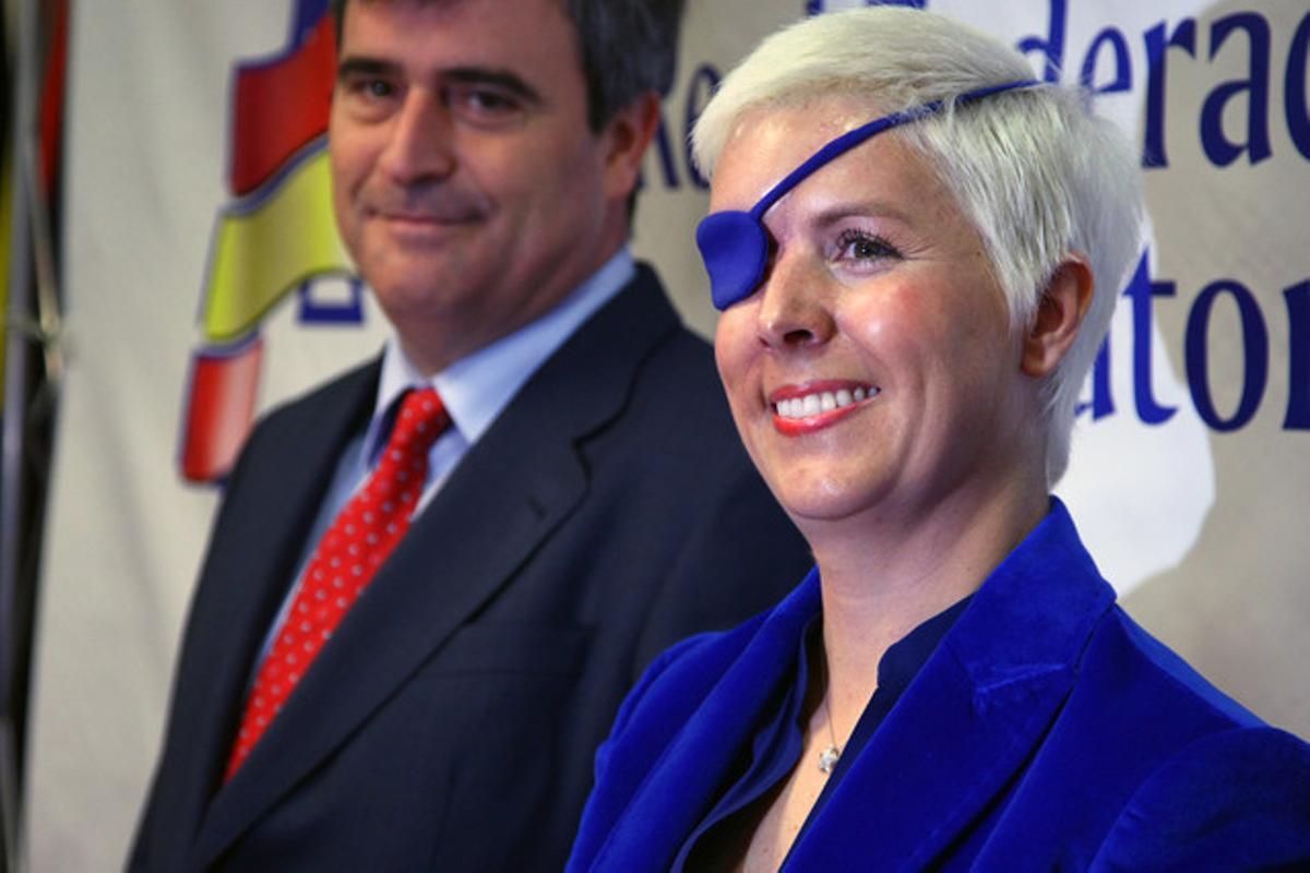María de Villota, amb Miguel Cardenal, president del Consell Superior de l’Esport, l’11 d’octubre del 2012 a Madrid. María de Villota, amb Miguel Cardenal, president del Consell Superior de l’Esport, l’11 d’octubre del 2012 a Madrid.