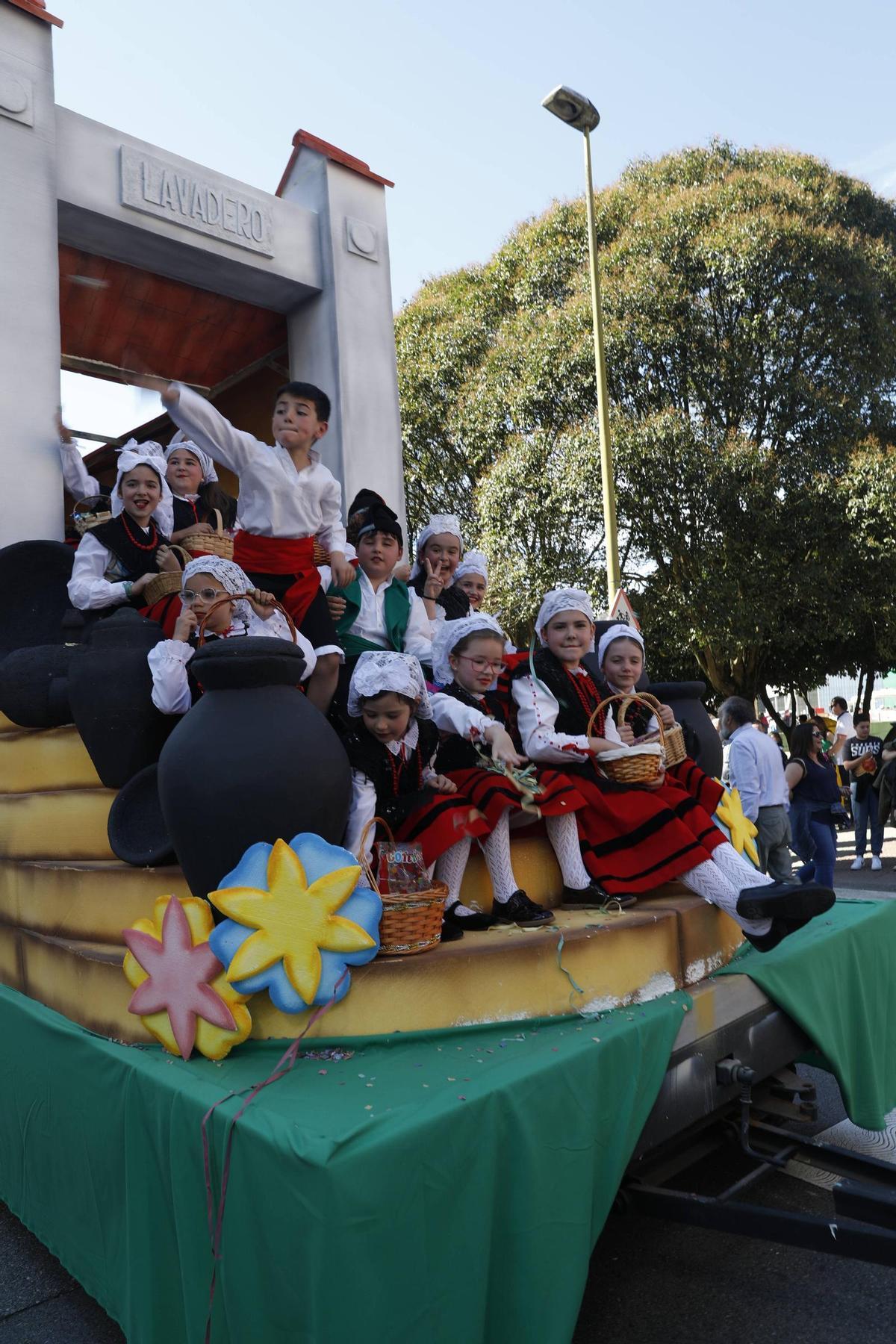 EN IMÁGENES: El desfile de carrozas del lunes de Pascua
