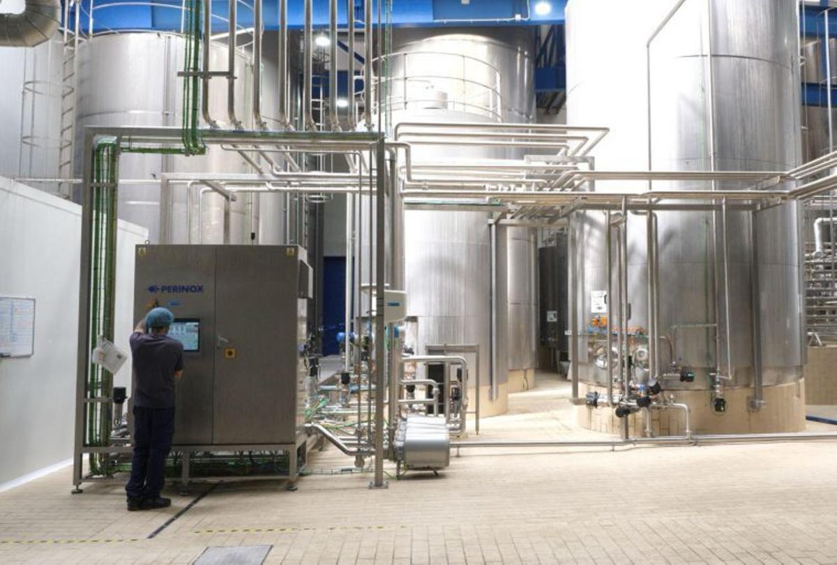 Lácteas Cobreros, de cinco camiones en Zamora a facturar 58 millones y exportar a 36 países