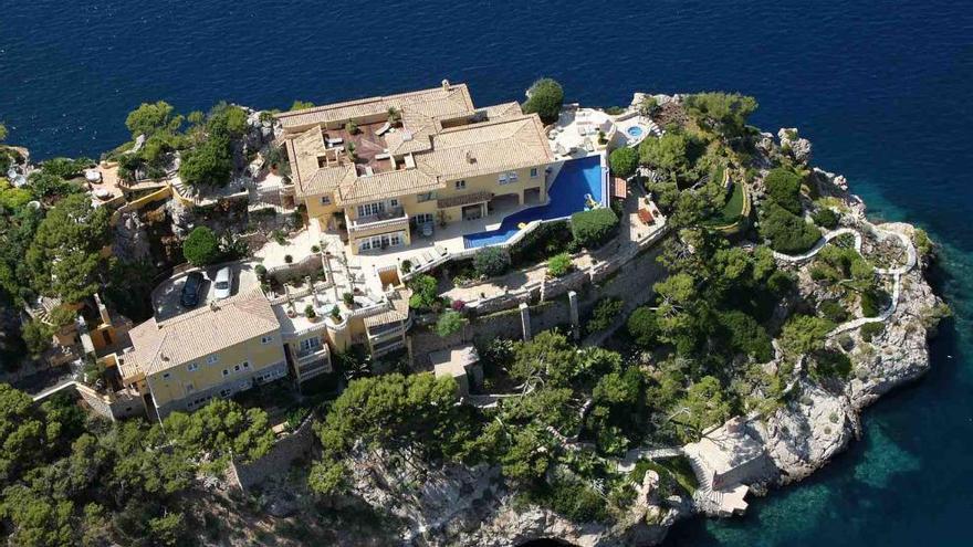 Spektakulär gelegen: Die Villa liegt auf einer Landzunge bei Port d&#039;Andratx auf Mallorca.