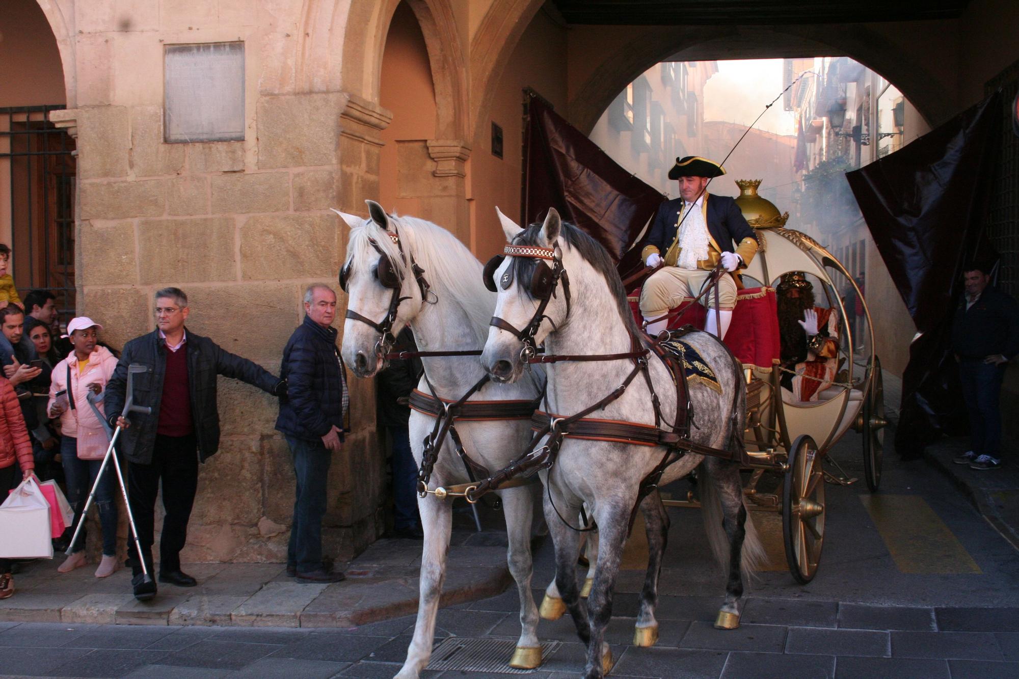 Los Reyes Magos llegan a Lorca en carroza de cuento