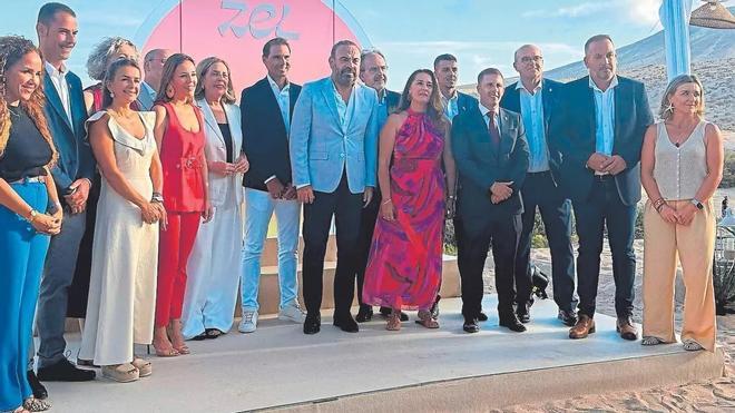 Rafa Nadal inaugura su primer hotel de cuatro estrellas en Canarias