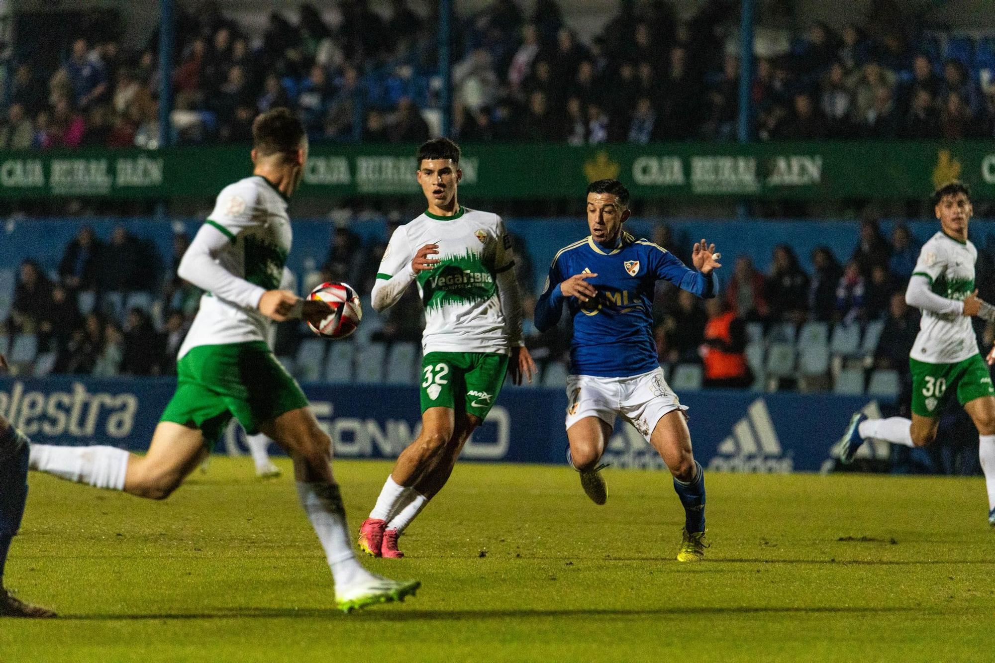 Linares - Elche: las imágenes del partido