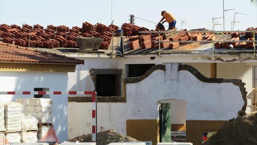 Reubican a escolares hasta el fin de la obra del Llano en las Moreras