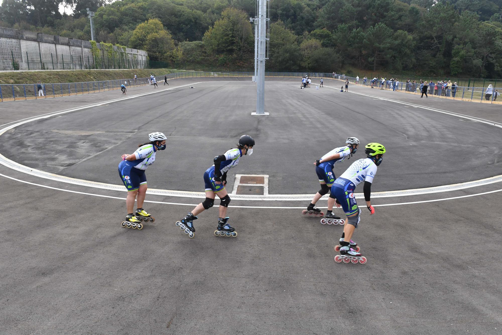 Inauguración de la pista de patinaje de Bastiagueiro