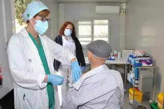 La doble vacunación gripe-covid arranca para 83.000 castellonenses este miércoles