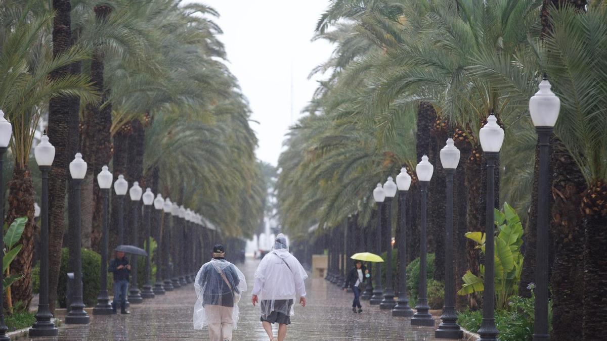 El tiempo en Alicante: el calor persiste ante la alerta amarilla por tormentas en la provincia