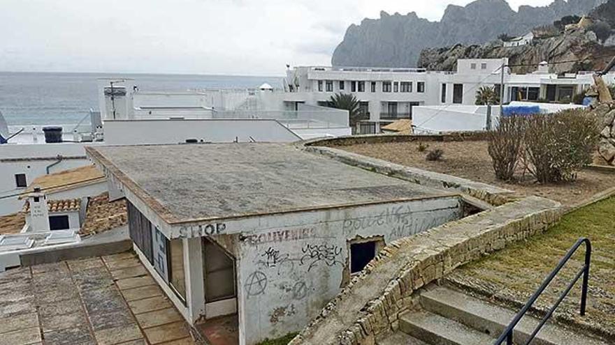 La construcción está ubicada en una zona privilegiada de Cala Sant Vicenç.