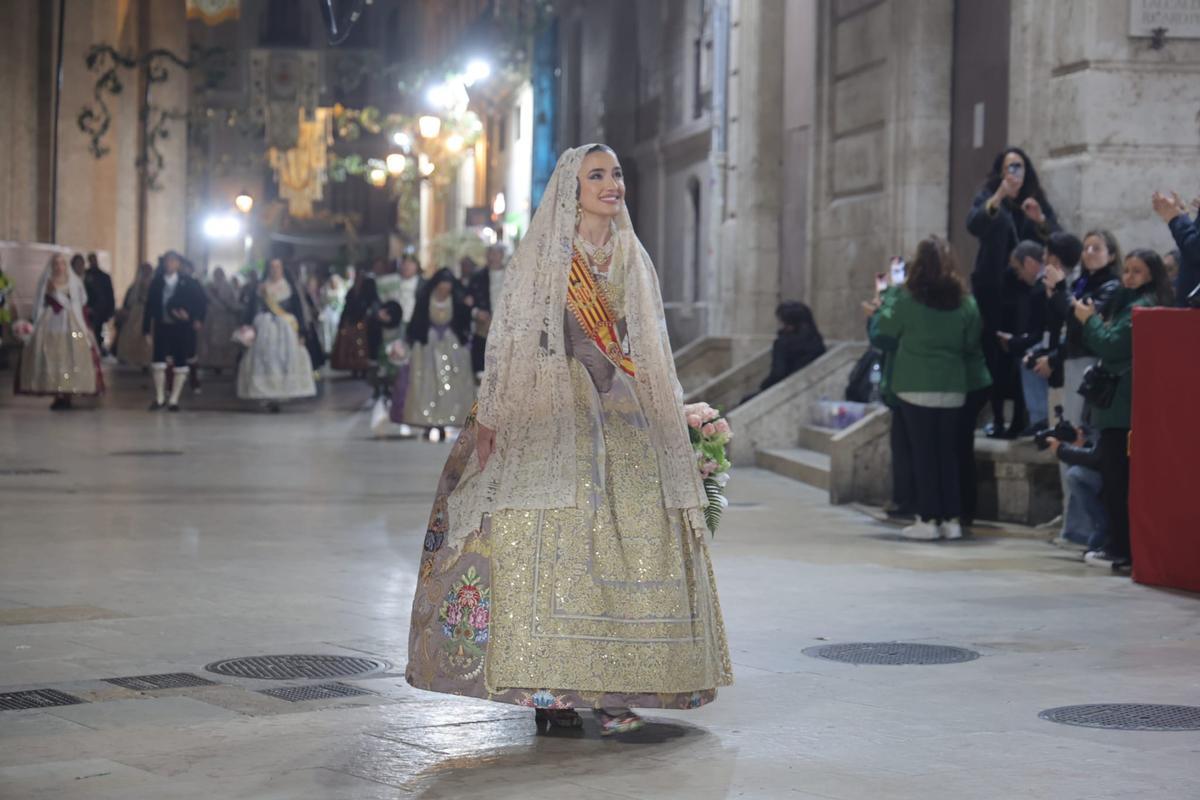Fallas 2026: Así desfiló Carmen Prades, Fallera Mayor de València, en la Ofrenda Fallas 2026: Así desfiló Carmen Prades, Fallera Mayor de València, en la Ofrenda