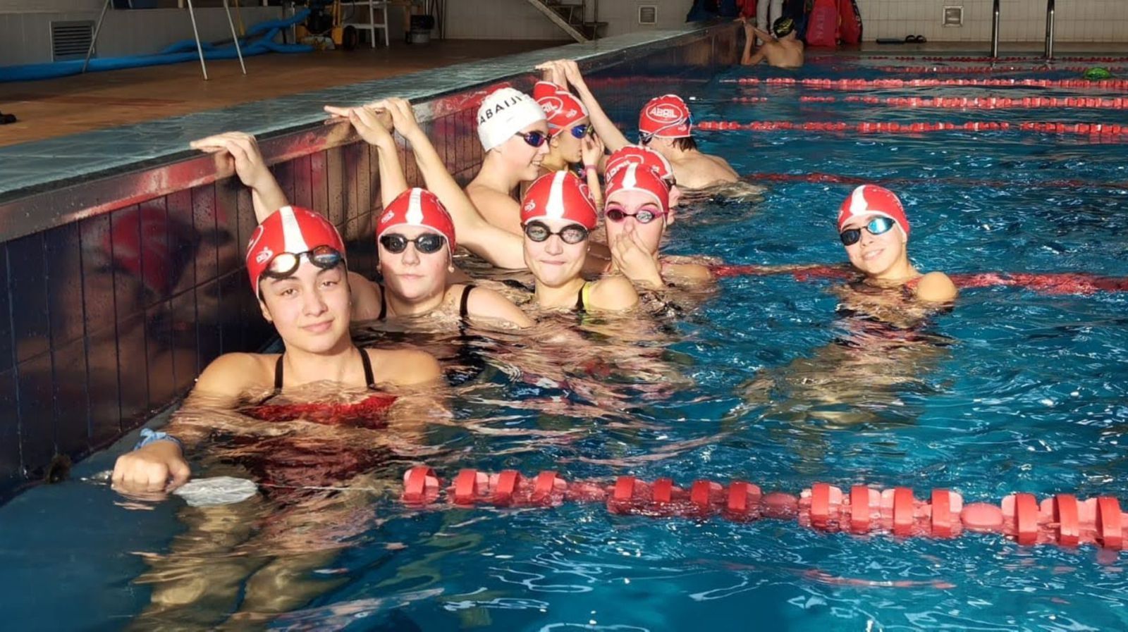 O club captou a moitos rapaces e rapazas para revitalizar o equipo tras o duro golpe que supuxo a pandemia do covid na entidad deportiva