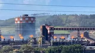 Grave explosión en las baterías de coque de Arcelor en Gijón: al menos hay tres heridos