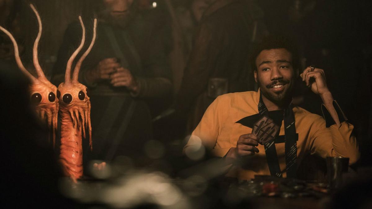 Donald Glover, como Lando Calrissian, en un fotograma de 'Han Solo: Una historia de Star Wars'