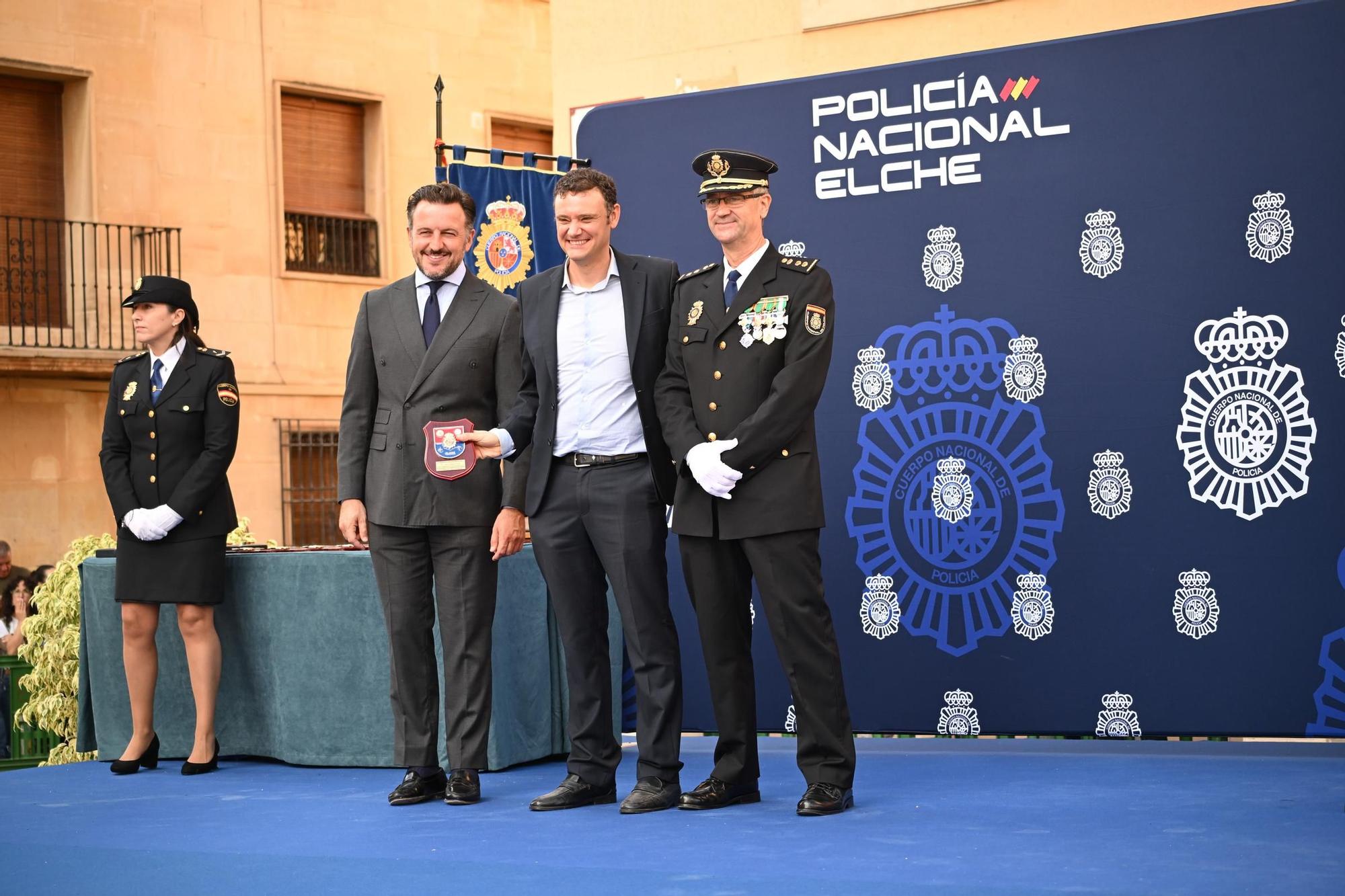 La Policía Nacional de Elche celebre el día de su patrón