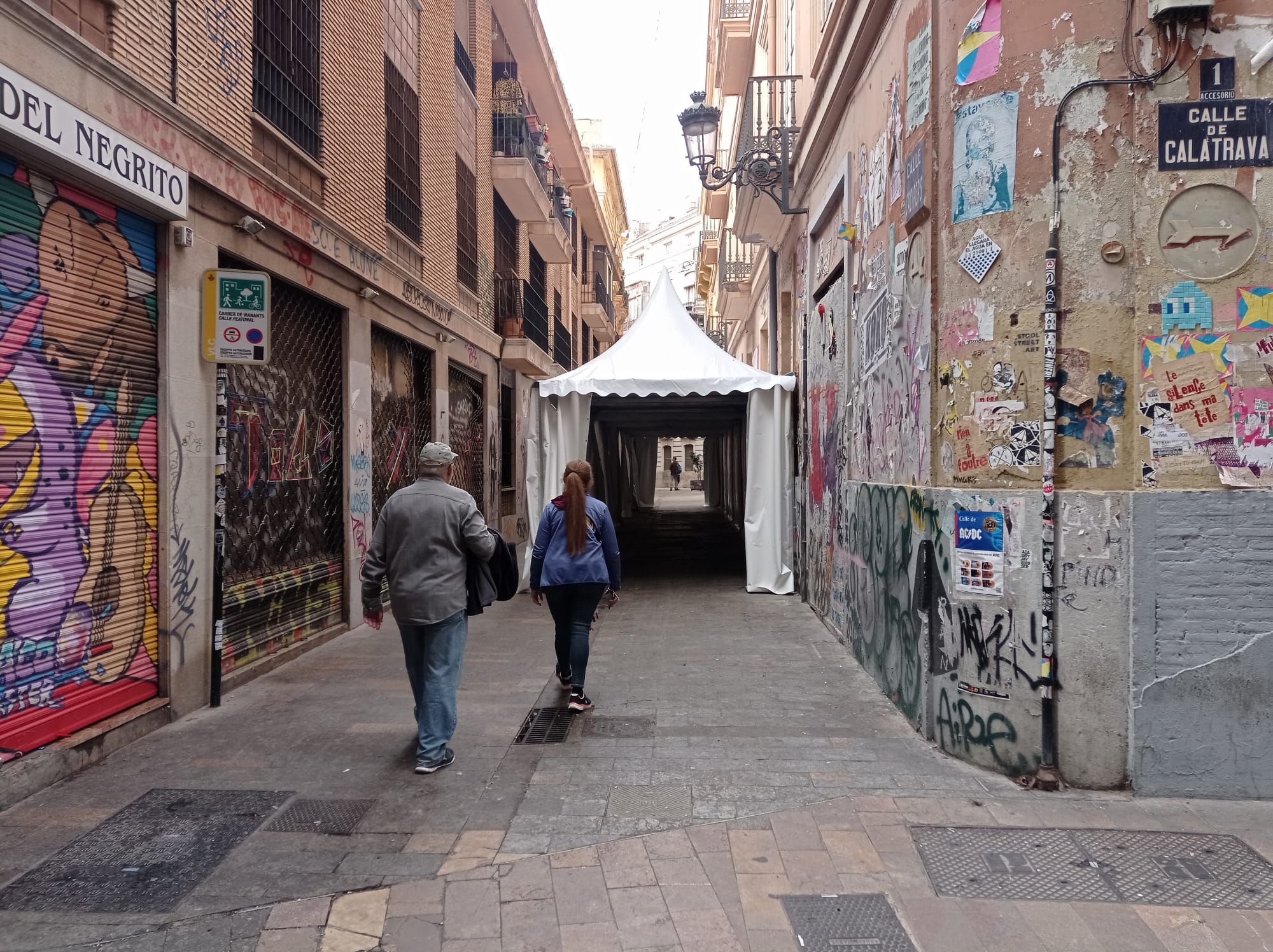 Las calles de València recuperan la normalidad tras las Fallas de 2024