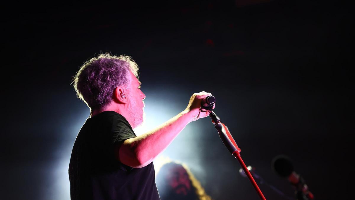 Vídeo: Iván Ferreiro tiende un puente entre memoria y presente en el SOM Festival