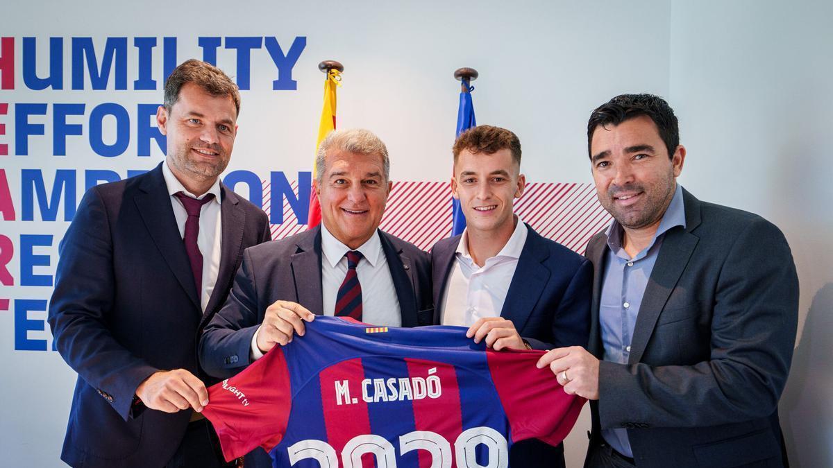 Flick cierra el stage del Barça con un partidillo y lanza un mensaje sobre los fichajes