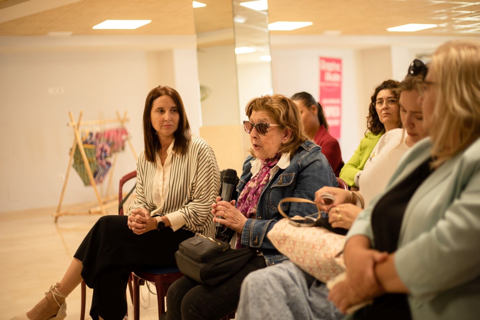 Todas las fotos del congreso de mujeres empresarias y emprendedoras en Orpesa