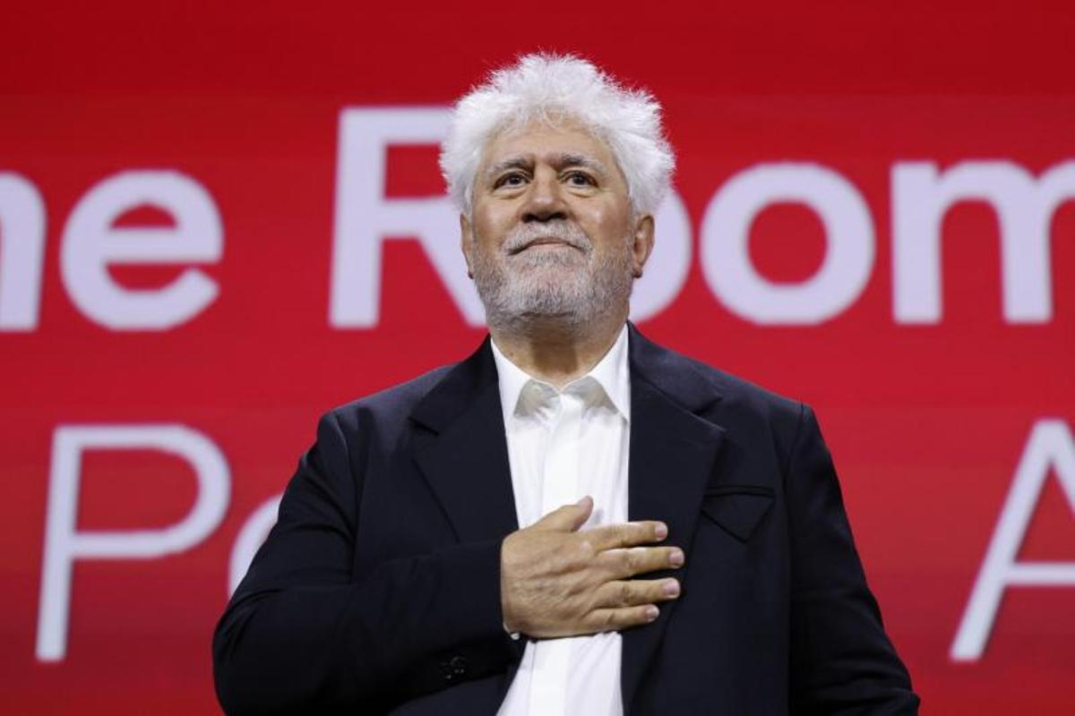 Pedro Almodóvar gana el León de Oro en Venecia