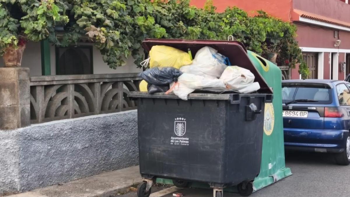 Basura y suciedad en diferentes puntos de Las Palmas de Gran Canaria
