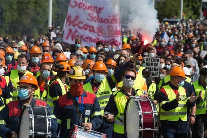 Reclaman en Viveiro la continuidad del aluminio