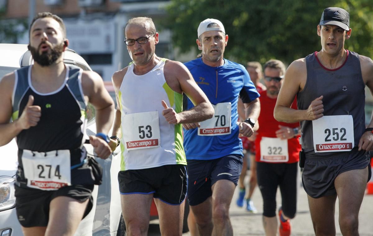 Miguel Espinosa y Marta Polo ganan la carrera popular de Los Califas