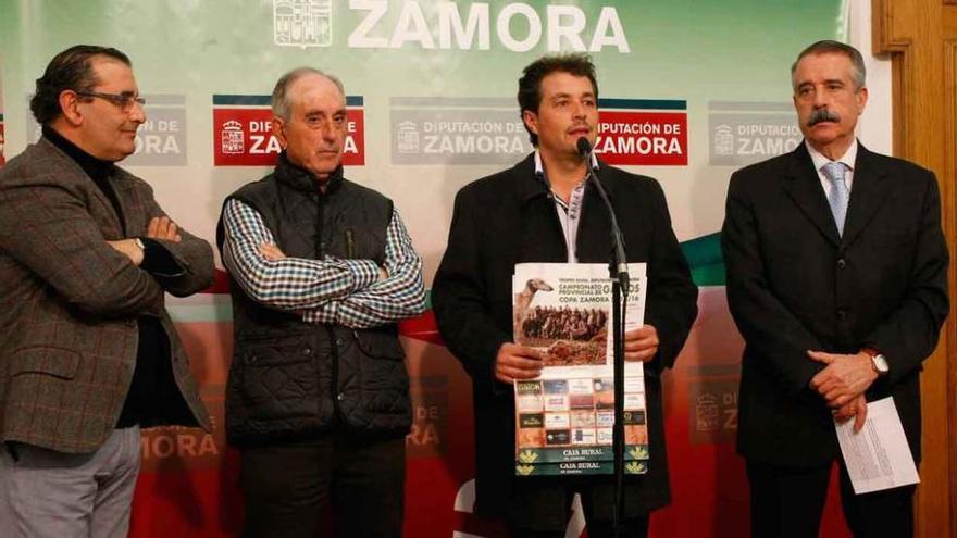 Narciso Prieto, Lorenzo Masonero, Roberto Heredero y José Luis Bermúdez presentan la jornada.