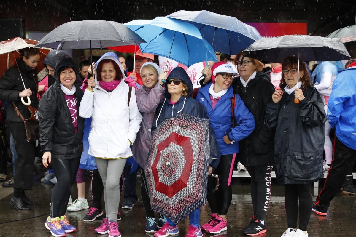 La lluvia no desluce la Pink Running