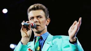 David Bowie, durante el concierto tributo a Freddie Mercury.