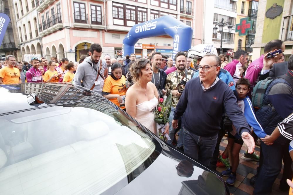 Carrera popular con Javier Gómez Noya, premio "Princesa de Asturias" de los Deportes 2016, en Avilés