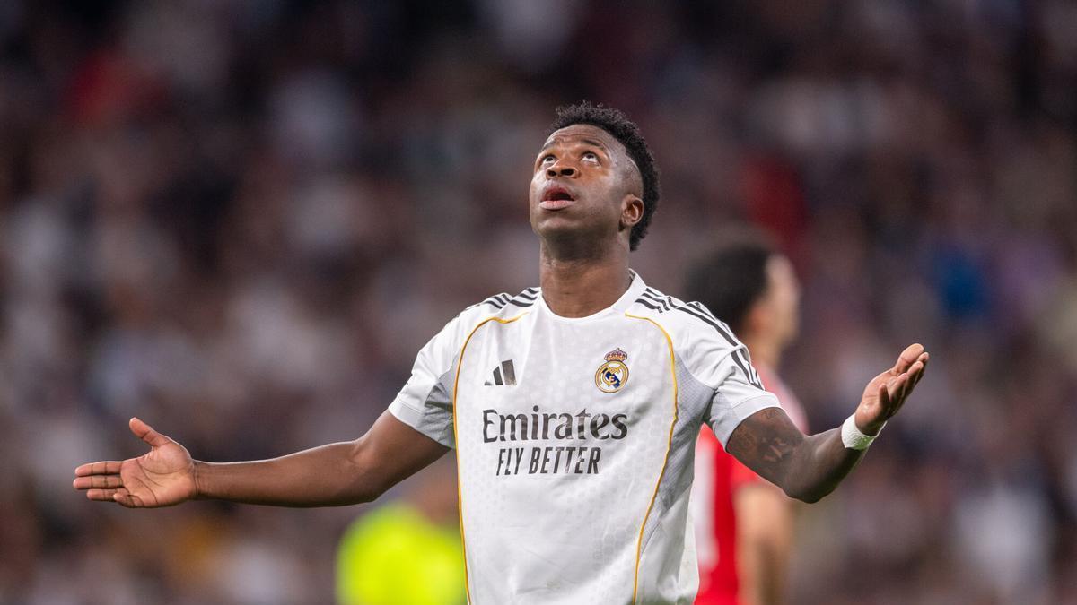 Real Madrid - Benfica | El gol de Vinicius