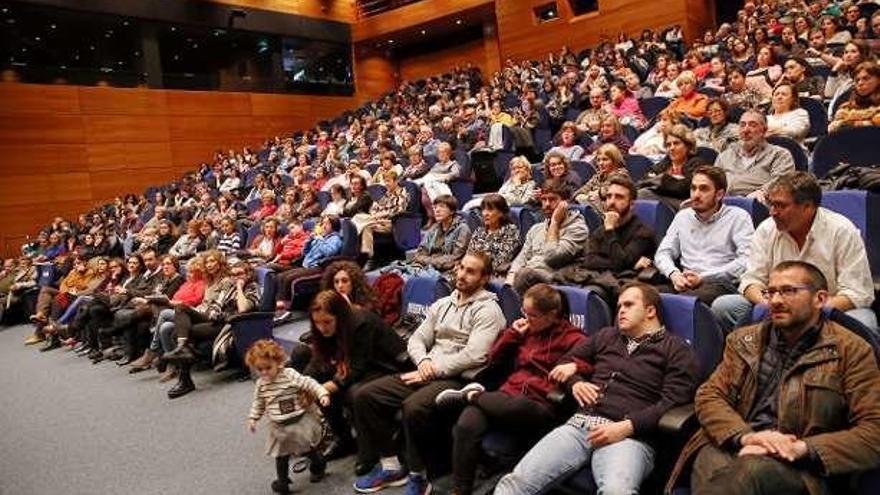 Presentación del proyecto de la Fundación Igual Arte, en Vigo. // M.G.B.