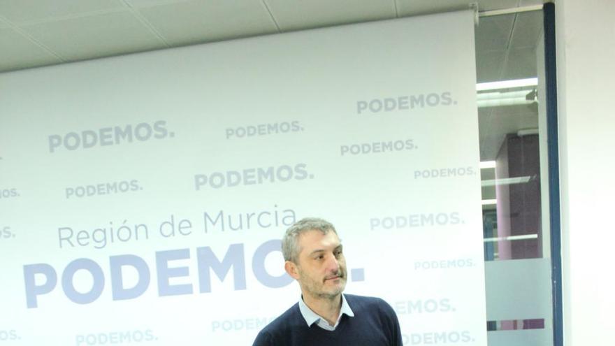 Urralburu: &quot;Hacer oposición es limpiar la corrupción del PP&quot;