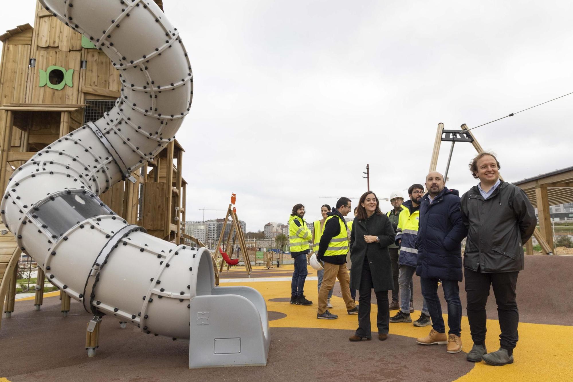 La plaza central de Xuxán, en A Coruña, toma forma