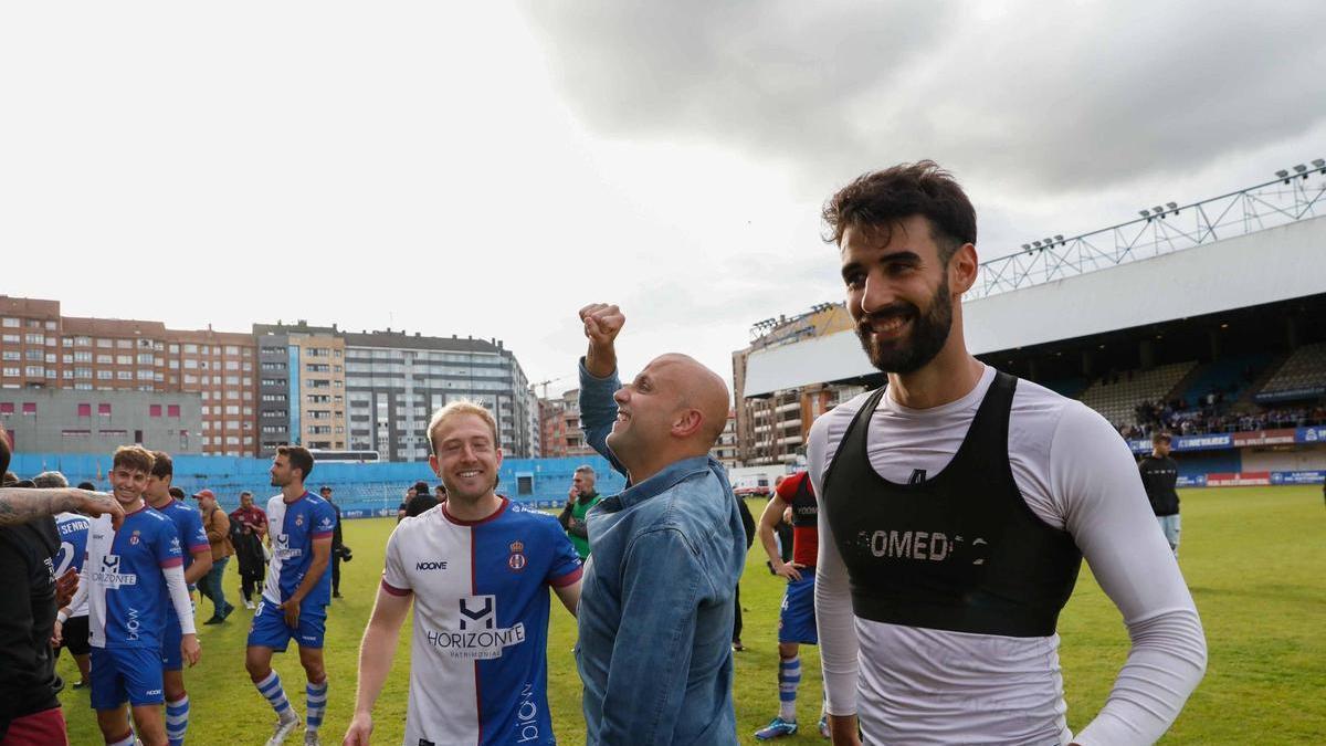 Julio Rodríguez durante su etapa en el Avilés.