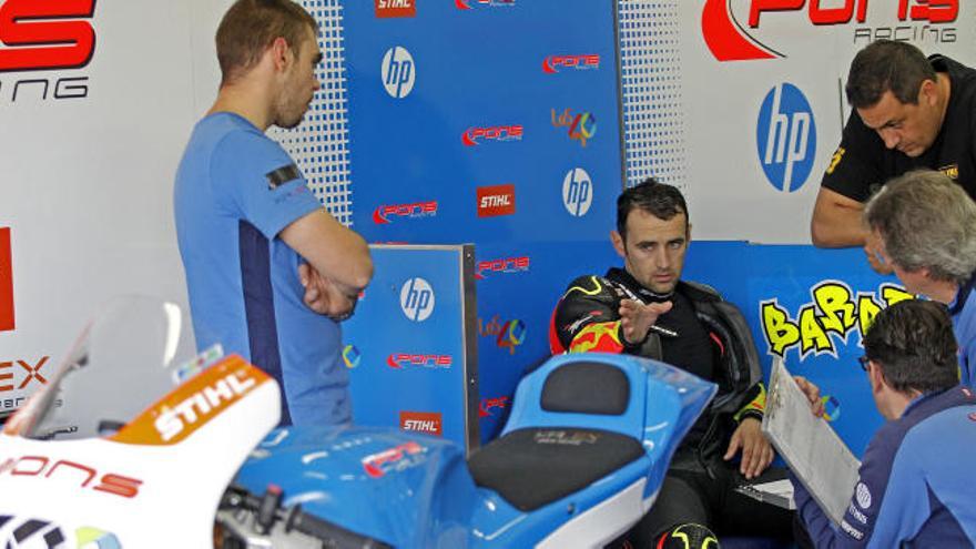 Héctor Barberá ya rueda con Moto2 en Cheste