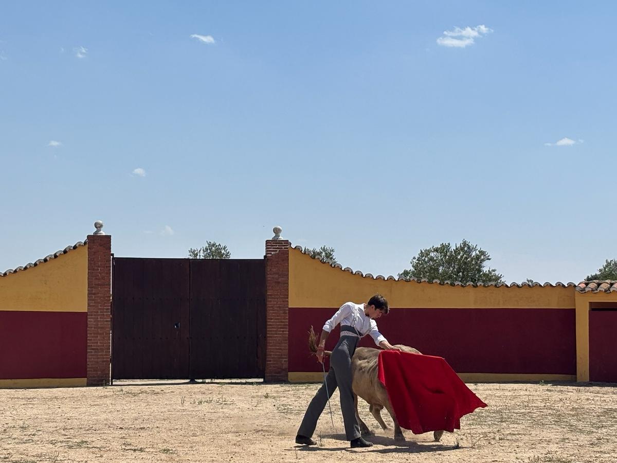GALERÍA | Fiesta campera con el novillero Pepe Luis Cirugeda en "Toros Villalpando"