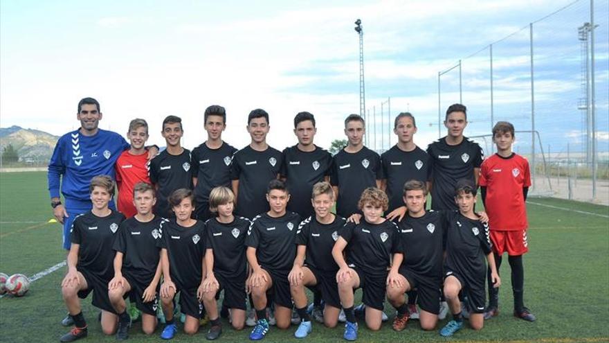 El Castellón dóna la benvinguda al CF Castalia per a potenciar la base FETS A CASA