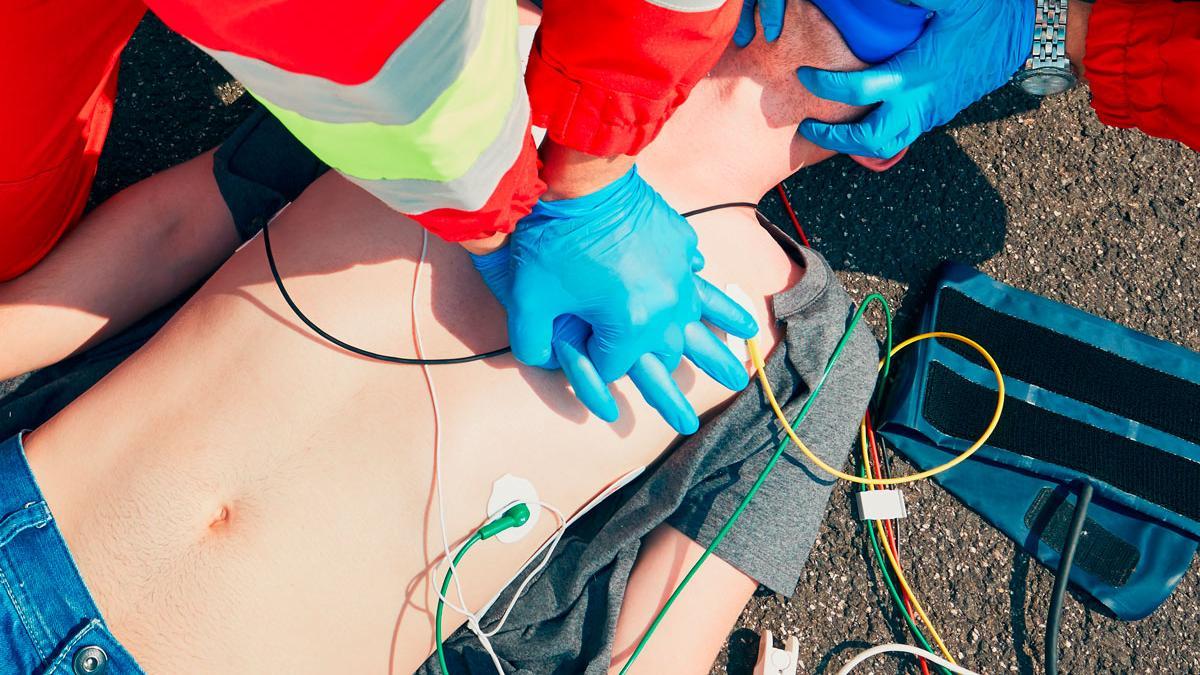 Reanimación cardiopulmonar (RCP), en una imagen de recurso.