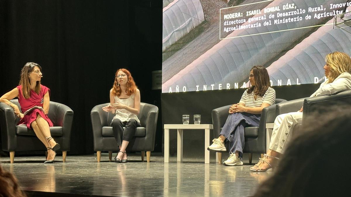 "Mujeres que cultivan futuro" reclaman un medio rural con" más oportunidades, menos burocracia y mayor reconocimiento"