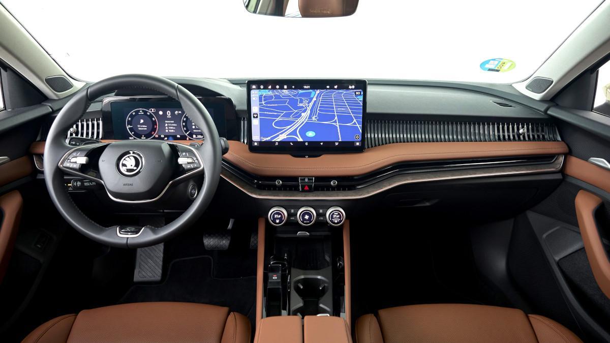 Interior del Skoda Superb iV