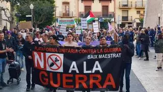 El Baix Maestrat dice 'no' a la guerra: manifestación por la paz en las calles de Vinaròs