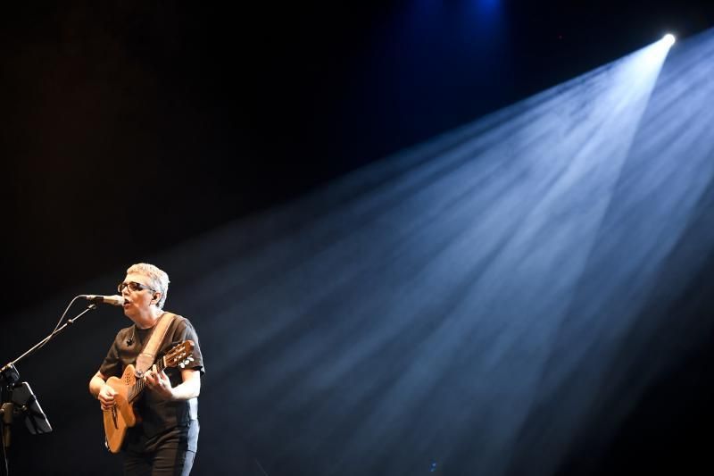 GENTE Y CULTURA 04-11-2018  LAS PALMAS DE GRAN CANARIA.  Concierto de Pedro Guerra en el Auditorio Alfredo Kraus.   FOTOS: JUAN CASTRO  | 04/11/2018 | Fotógrafo: Juan Carlos Castro