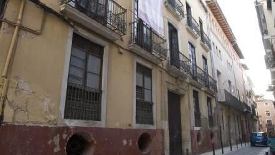 La Casa-palacio de los Ferriol, Llaudes o Guardamino, en la calle Corretgeria de Xàtiva.