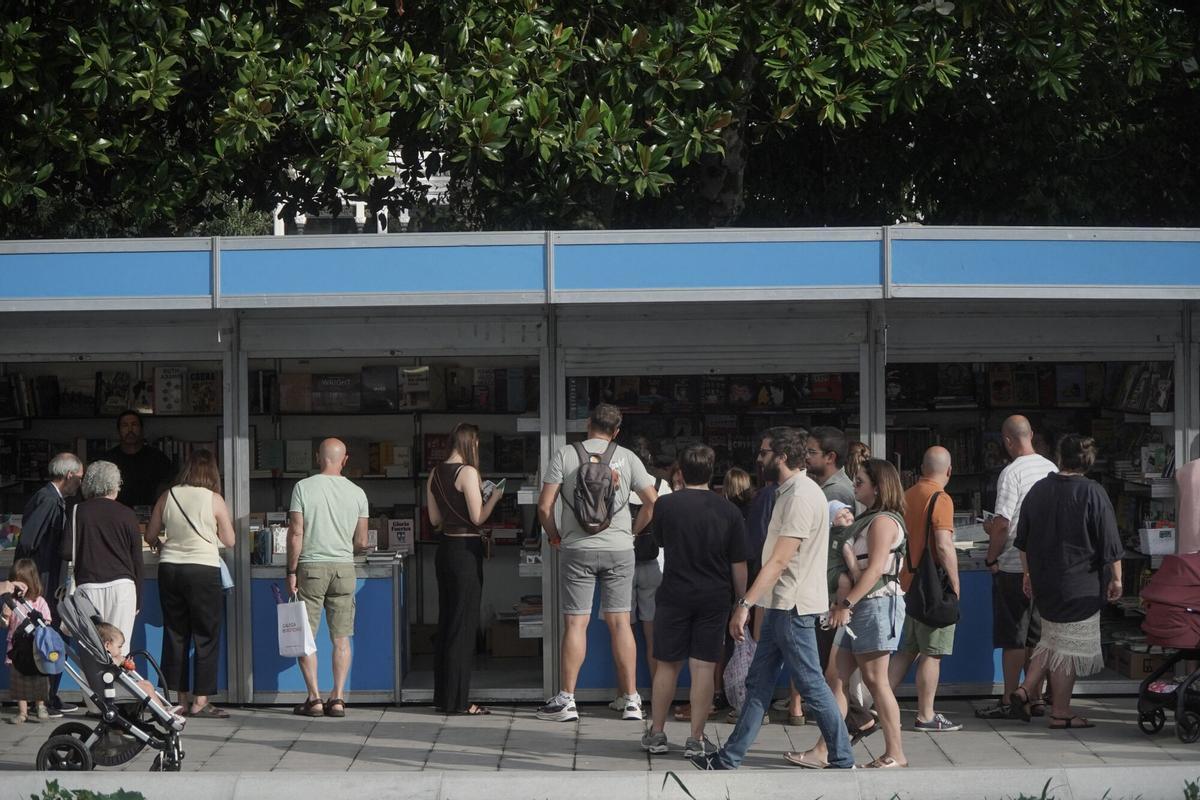 Todavía se puede visitar este lunes, en horario de 11.00 a 14.00h y de 17.30h a 21.30h. Todavía se puede visitar este lunes, en horario de 11.00 a 14.00h y de 17.30h a 21.30h.