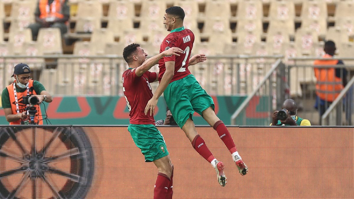 Achraf, celebrando un gol con Marruecos