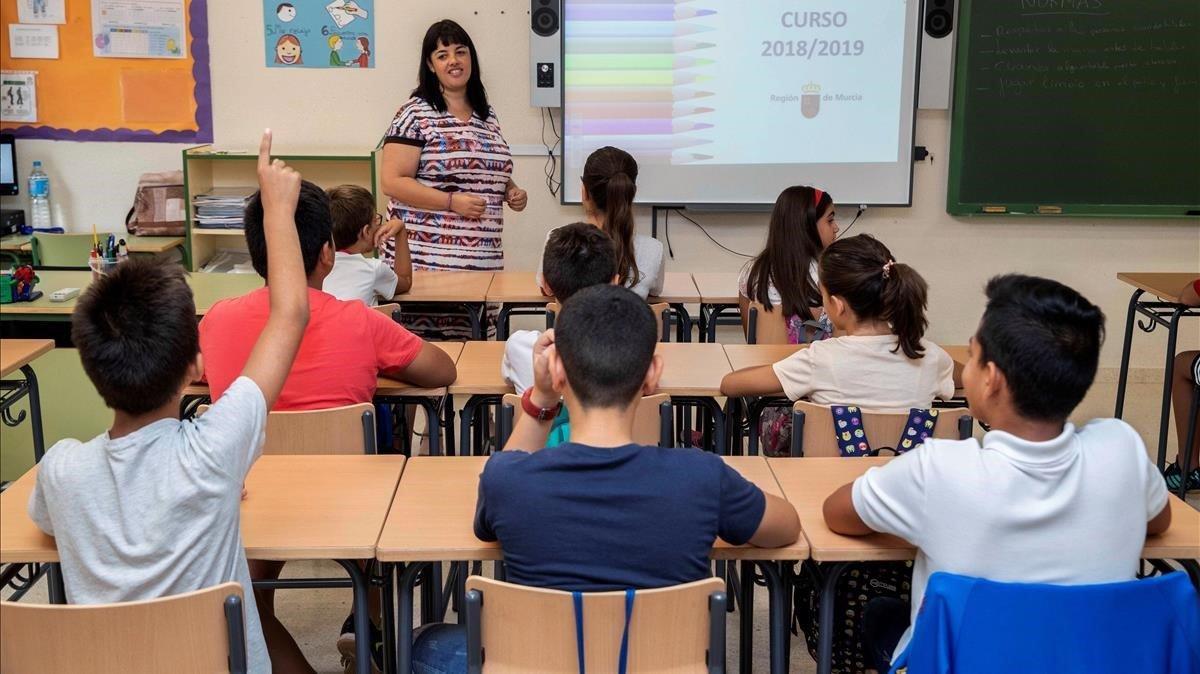 olerin44895756 graf5506 ceheg n murcia espa a 04 09 2018 alumnos de181016171218 olerin44895756 graf5506 ceheg n murcia espa a 04 09 2018 alumnos de181016171218
